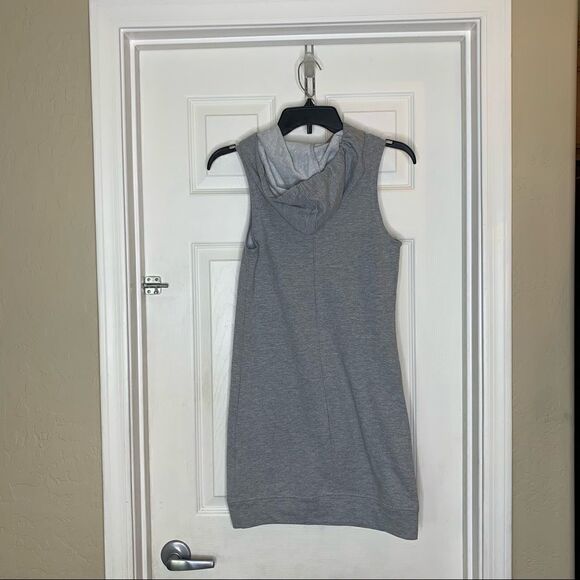 Fabletics Yukon Sleeveless Dress Size XS Gray - Picture 7 of 12